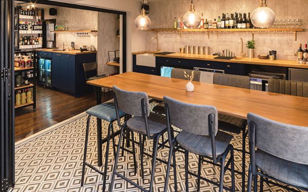 Tile Feature: Reserve Wines